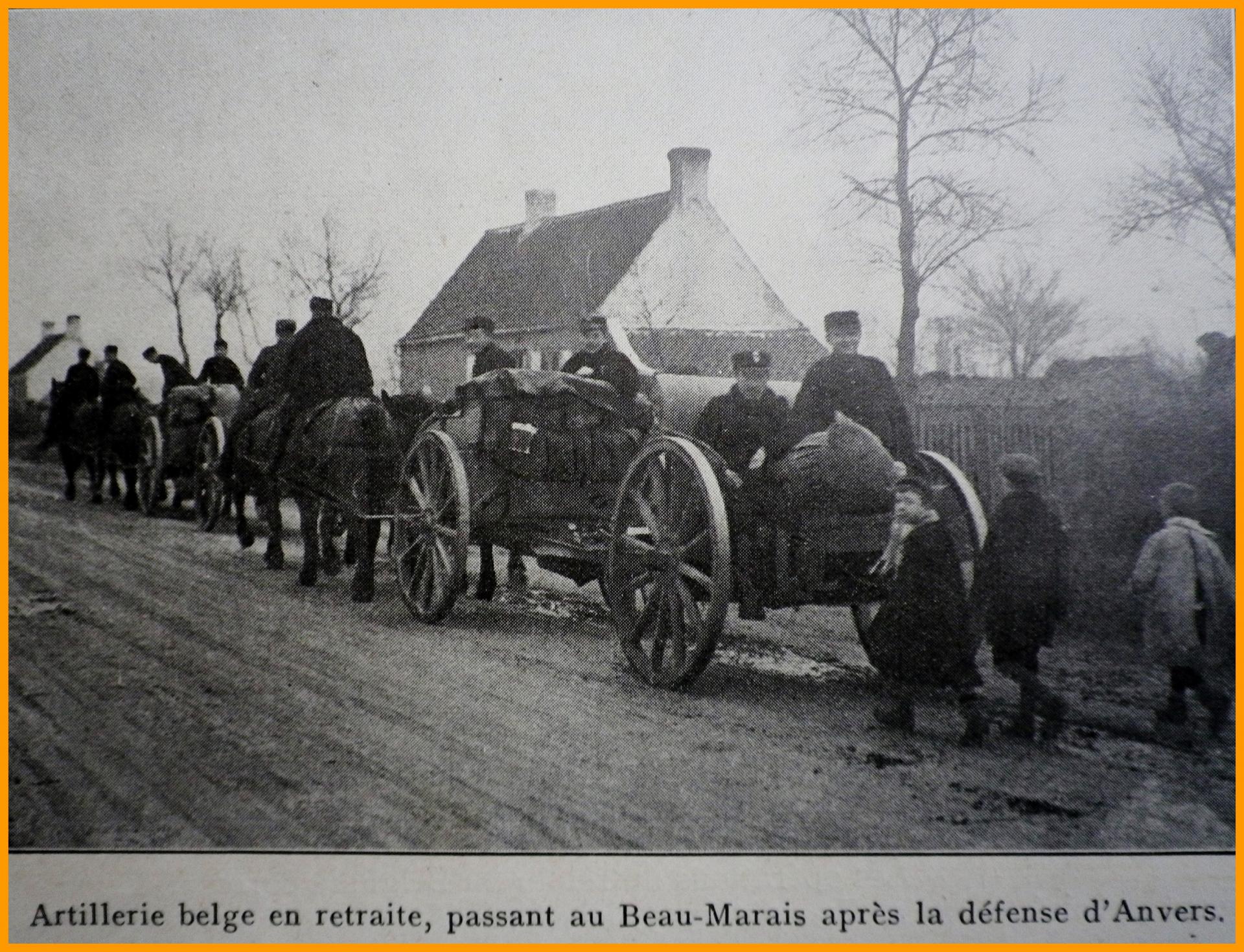 Calais 14 18 artillerie belge en retraite passant au beau marais apres la defense d anvers encadre